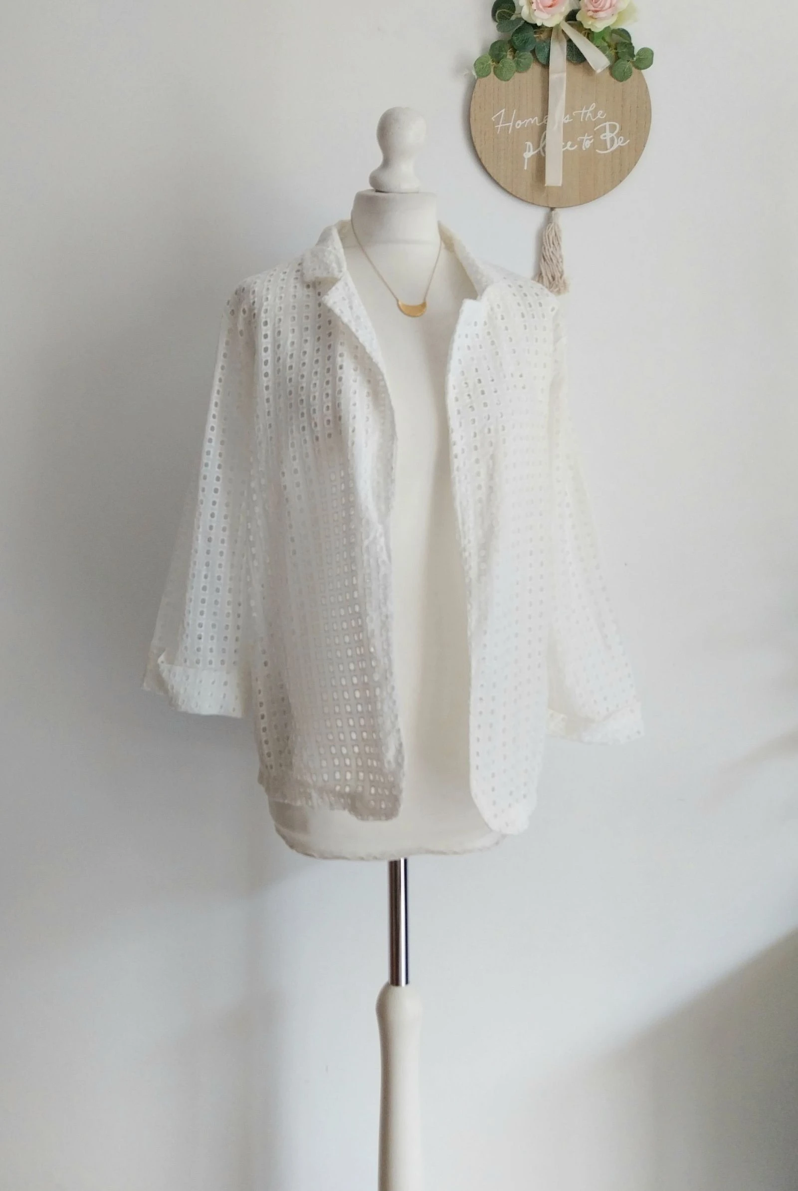 Chaqueta bohemia blanca ajourada 100% algodón Talla 40 Victoria – photo 2